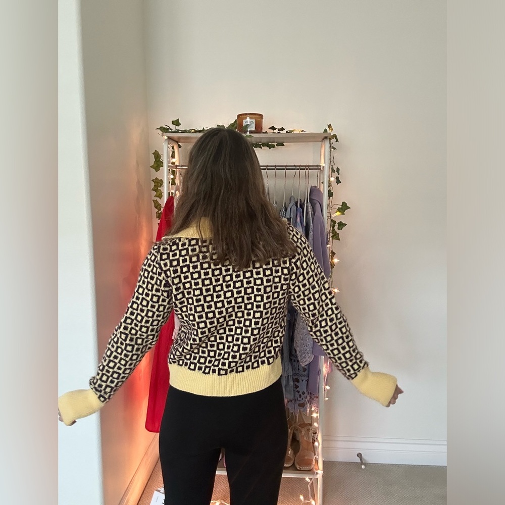 Collared sweater - Picture 3 of 3